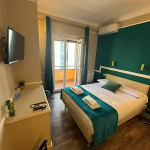 Le Petit Bijou Roma